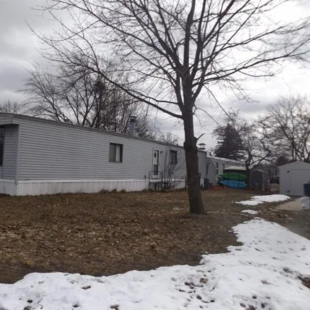 Buy this studio apartment on West Daisy Lane in Garfield Charter Township, MI 49684