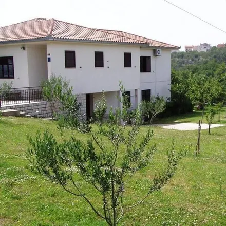 Image 5 - 51250, Croatia - House for rent