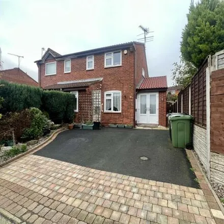Buy this 2 bed duplex on Old Hall Close in Amblecote, DY8 4JQ