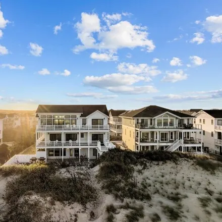 Image 9 - 615 Wave Arch, Corolla, Currituck County, NC 27927, USA - House for sale