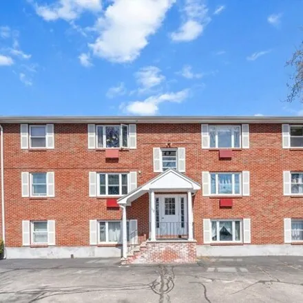 Buy this 1 bed condo on 118 Decatur Street in Arlington, MA 02474