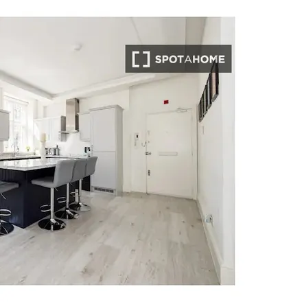 Rent this 2 bed apartment on C & R Restaurant in Rupert Court, London