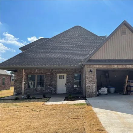 Buy this 4 bed house on 1004 Ritter Street in Springdale, AR 72764