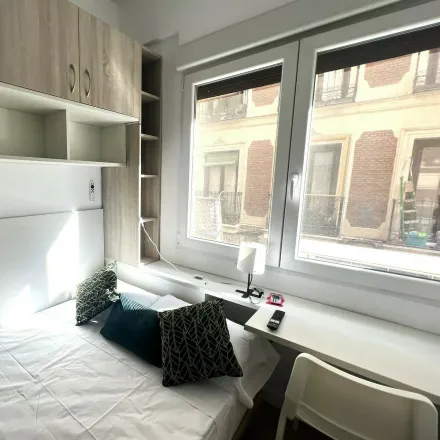 Image 6 - Calle de Miguel Servet, 8, 28012 Madrid, Spain - Room for rent