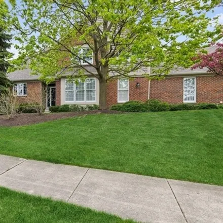 Image 2 - 3589 Glenlake Drive, Glenview, IL 60025, USA - House for sale