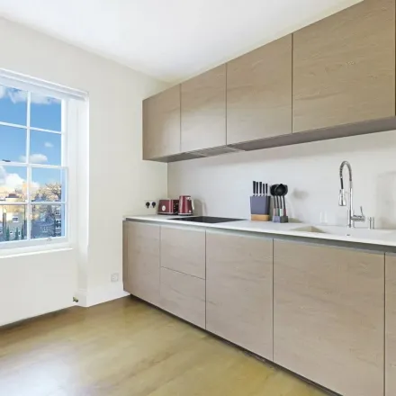 Rent this 3 bed apartment on 19 Onslow Square in London, SW7 3NN