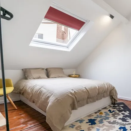 Rent this 6 bed room on Rue Guillaume Stocq - Guillaume Stocqstraat 64 in 1050 Ixelles - Elsene, Belgium