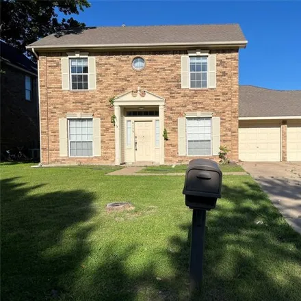 Buy this 3 bed house on 4168 Briar Hill Drive in Grand Prairie, TX 75052