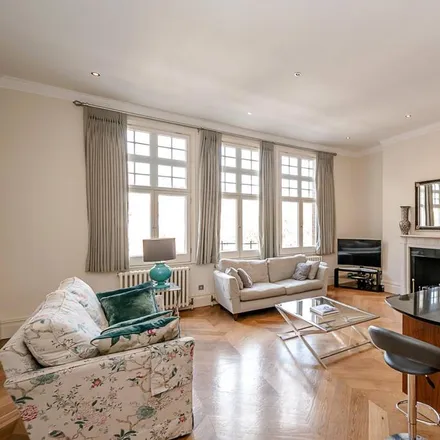 Image 1 - 73 Egerton Gardens, London, SW3 2BY, United Kingdom - Apartment for rent