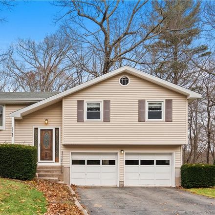 Rent this 3 bed house on 134 Robin Circle in Tolland, CT 06084