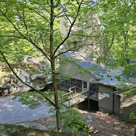 Image 2 - driveway, Lookout Mountain, Hamilton County, TN 37350, USA - House for sale