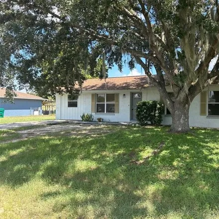 Buy this 4 bed house on 1262 Padgett Circle in Lady Lake, FL 32159