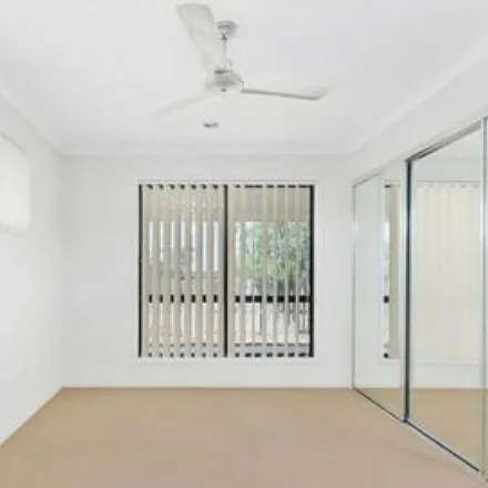 Rent this 3 bed apartment on Viney Street in Gracemere QLD, Australia