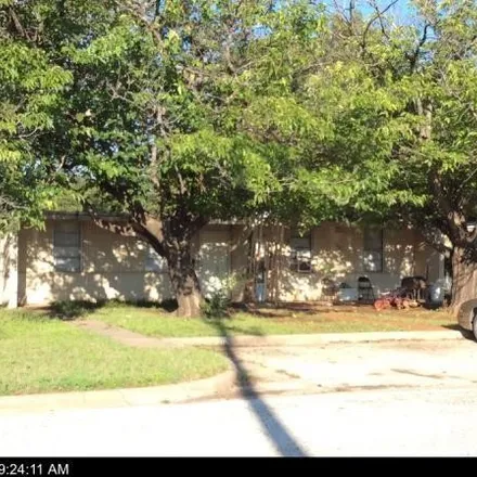 Rent this 2 bed duplex on 718 High Street in Abilene, TX 79603