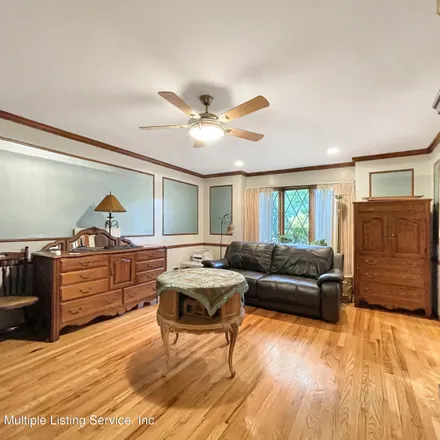 Image 9 - 2 Johanna Lane, New York, NY 10309, USA - Duplex for sale