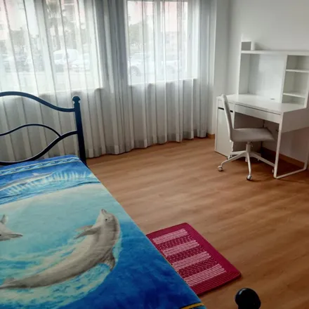 Rent this 2 bed apartment on Polícia de Segurança Pública in Rua José Carlos Ary dos Santos, 2775-570 Cascais