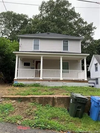 Rent this 4 bed house on 52 Hedge Avenue in Norwich, CT 06360