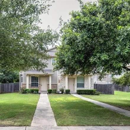 Rent this studio townhouse on 976 Sebastian Bend in Travis County, TX 78660