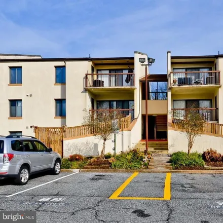 Buy this 1 bed condo on 10124 Campus Way South in Upper Marlboro, Prince George's County