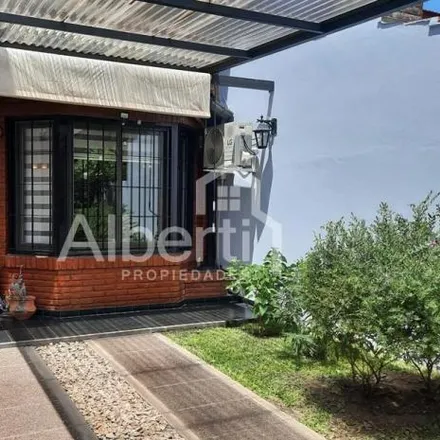 Buy this 3 bed house on Las Flores 901 in Partido de Morón, Haedo