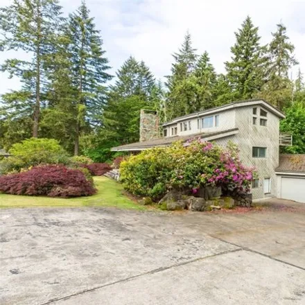 Buy this 3 bed house on 13324 Emerald Dr NW in Gig Harbor, Washington