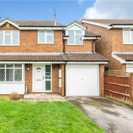 Rent this 5 bed house on Bonham Close in Aylesbury, HP21 8PT