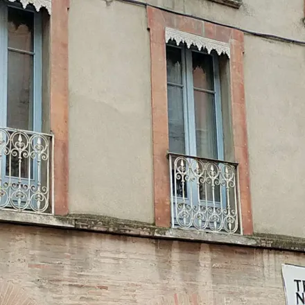 Rent this 3 bed apartment on Capitole de Toulouse in Place du Capitole, 31000 Toulouse