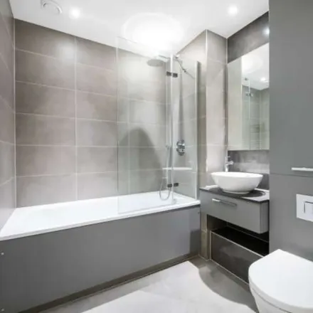 Image 4 - Matlock House, 16 Forrester Way, London, E15 1GN, United Kingdom - Apartment for rent