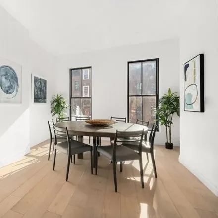 Image 5 - 381 Bergen Street, New York, NY 11217, USA - Townhouse for sale