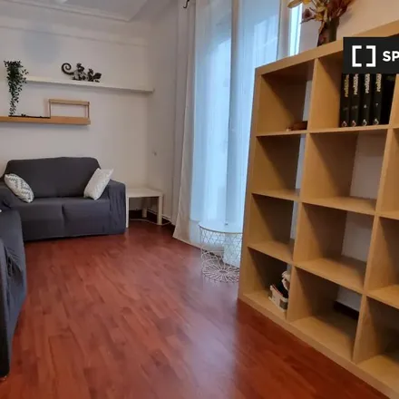 Rent this 4 bed apartment on Convento de las Madres Clarisas de Santa Cruz in Calle Alta, 39008 Santander