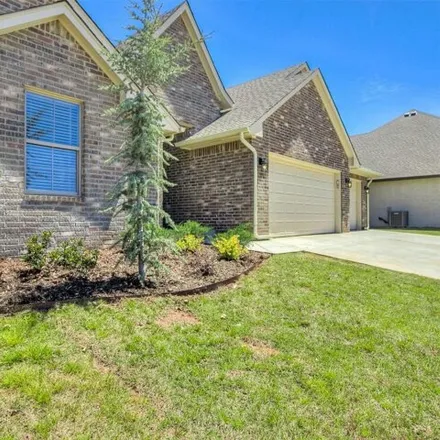 Rent this 4 bed house on 625 North Sooner Road in Edmond, OK 73034