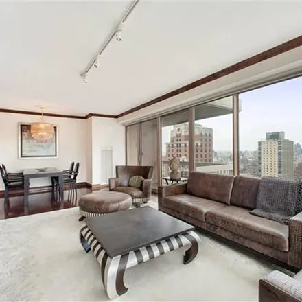Image 5 - 151 East 70th Street, New York, NY 10021, USA - Apartment for rent