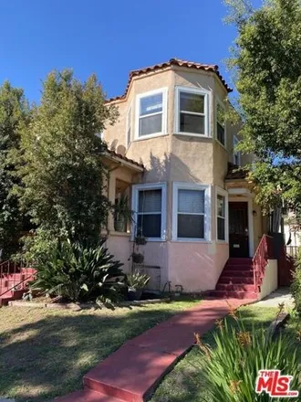 Rent this 3 bed house on 5524 Pickford Street in Los Angeles, CA 90019