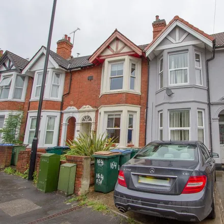 Rent this 4 bed duplex on 202 Earlsdon Avenue North in Coventry, CV5 6GP