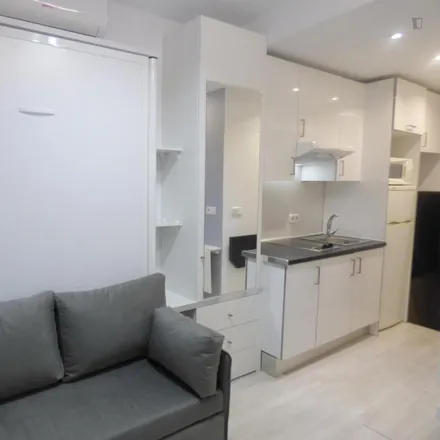 Rent this studio apartment on Madrid in Calle de Cochabamba, 5