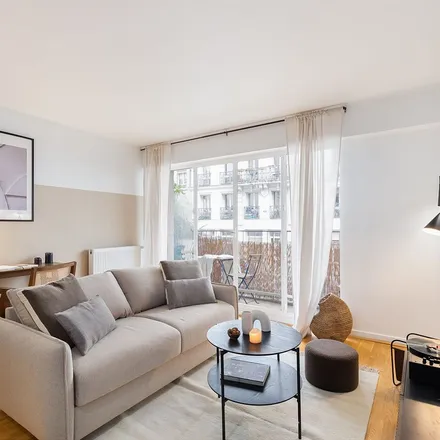 Image 2 - 9 Rue Basfroi, 75011 Paris, France - Apartment for rent
