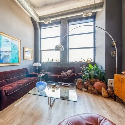 Image 8 - 1800 West Roscoe Street, Chicago, IL 60618, USA - Loft for sale