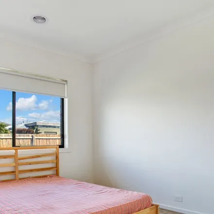 Image 8 - Grassland Drive, Point Cook VIC 3030, Australia - Apartment for rent