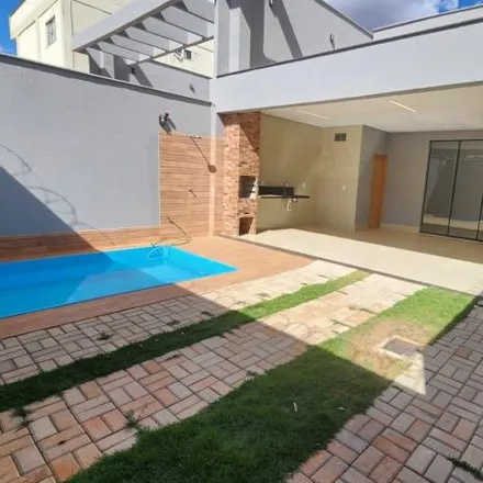 Buy this 3 bed house on Rua 3 in Jardim Brasil, Goiânia - GO