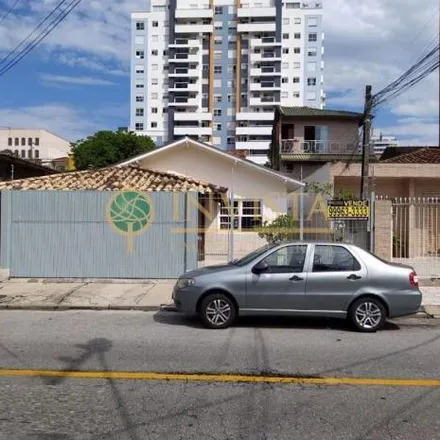 Image 2 - Avenida Leoberto Leal, Barreiros, São José - SC, 88095-700, Brazil - House for sale