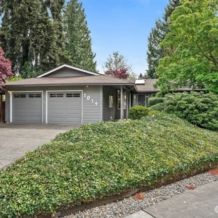 Buy this 4 bed house on 1014 142nd Avenue Southeast in Bellevue, WA 98007