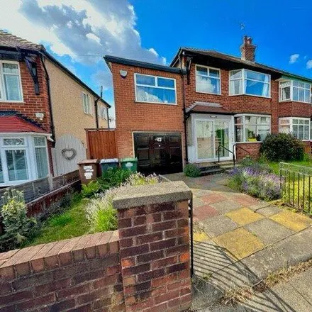 Buy this 4 bed duplex on Knaresborough Road in Wallasey, CH44 2BG