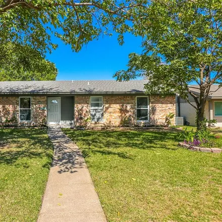 Buy this 3 bed house on 2105 Tiehack Lane in Garland, TX 75044