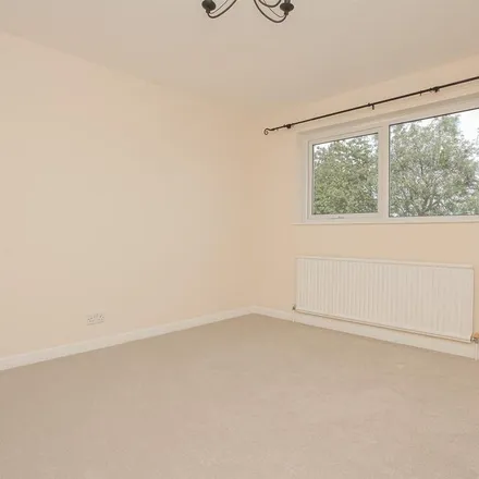 Image 5 - Gosford Hill Court, Cherwell District, OX5 2LF, United Kingdom - Apartment for rent