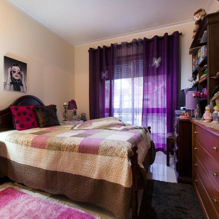 Rent this 2 bed room on Rio Tinto in Rua Calouste Gulbenkian, 4435-345 Rio Tinto