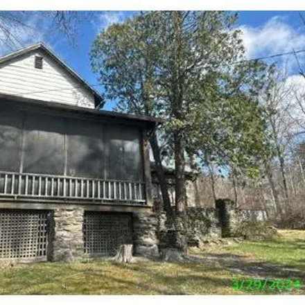 Buy this 2 bed house on 276 Old Mill Road in Falls Township, PA 18414