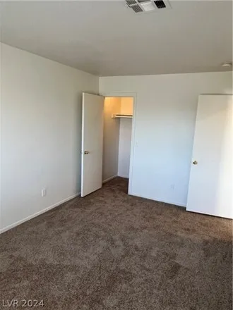 Image 8 - 3241 Dragon Fly Street, North Las Vegas, NV 89032, USA - Townhouse for sale