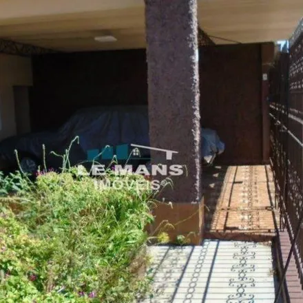 Buy this 3 bed house on Academia ao Ar Livre “José Francisco dos Santos” in Rua Brigadeiro Faria Lima, Jardim Primavera