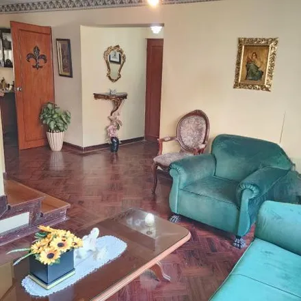 Buy this 7 bed house on Cacique Umachiri in San Miguel, Lima Metropolitan Area 15086