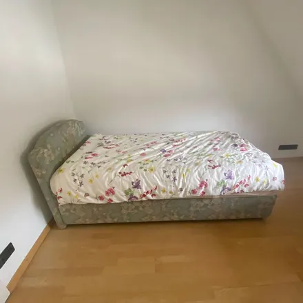 Rent this 5 bed apartment on Theodor-Schwann-Straße 5 in 50735 Cologne, Germany
